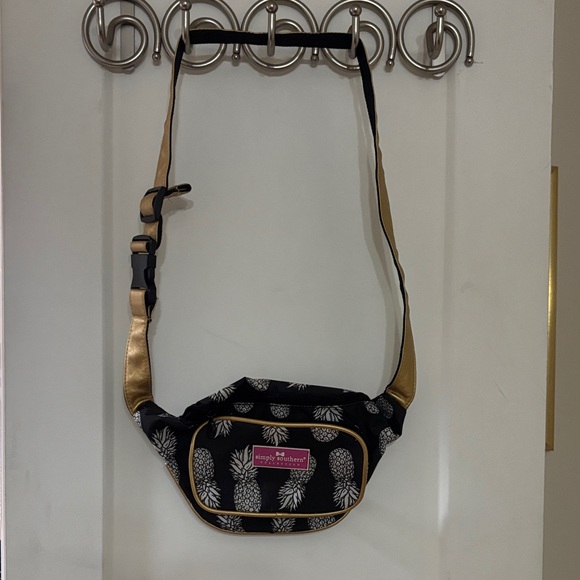 Pineapple Print Black and Gold Women's Belt Bag - Picture 1 of 7